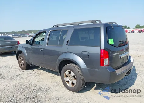 2010 Nissan Pathfinder S z USA, uszkodzony, nr VIN 5N1AR1NB2AC619060